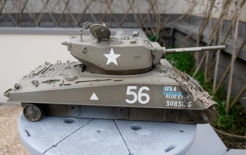 Sherman M4A3E2 " jumbo " ( Tamiya et set de détaillage au 1/35ème ) Terminé!!!! - Page 4 P3220520