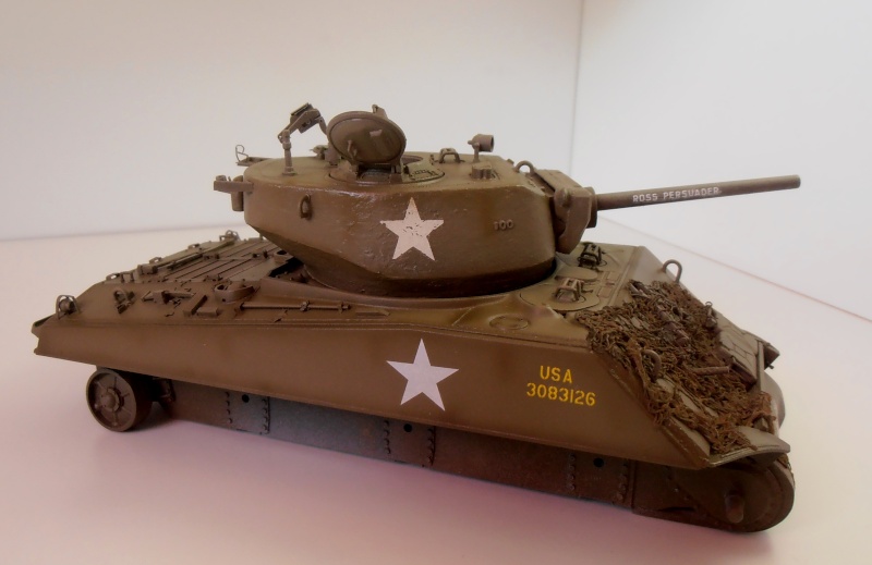 Sherman M4A3E2 " jumbo " ( Tamiya et set de détaillage au 1/35ème ) Terminé!!!! - Page 4 P3230511