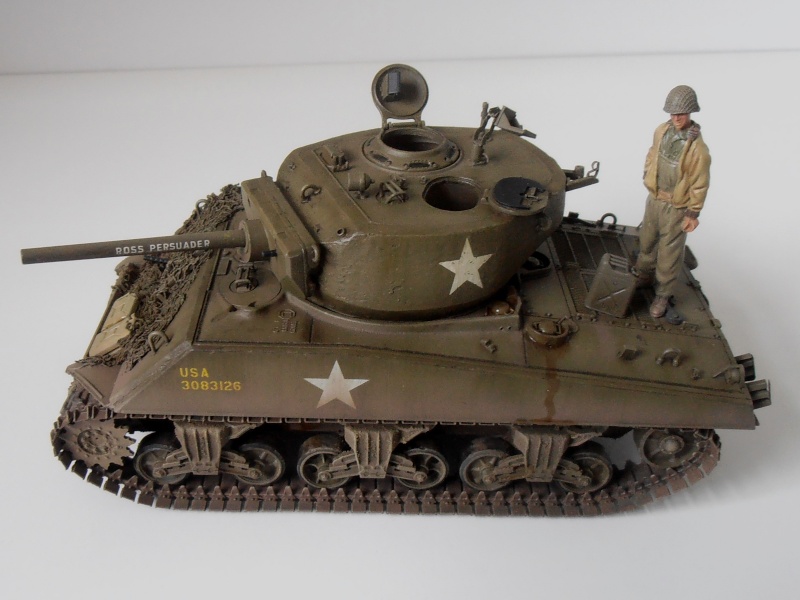 Sherman M4A3E2 " jumbo " ( Tamiya et set de détaillage au 1/35ème ) Terminé!!!! - Page 6 P4190711