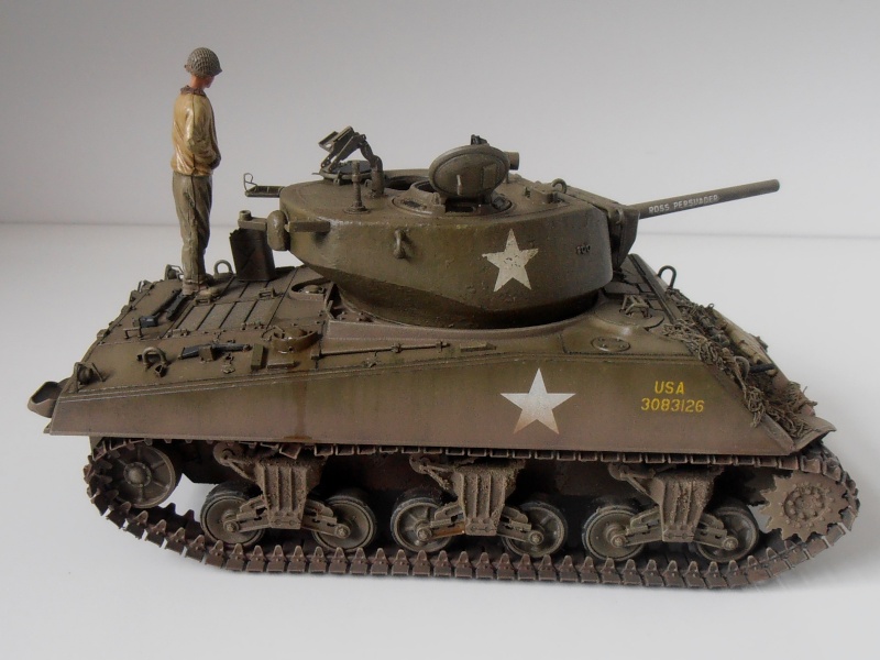Sherman M4A3E2 " jumbo " ( Tamiya et set de détaillage au 1/35ème ) Terminé!!!! - Page 6 P4190712