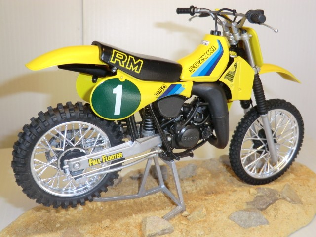 Suzuki RM 250 - Page 2 Cimg4255