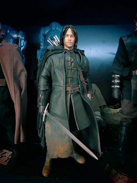 Aragorn sideshow repaint Img_3710