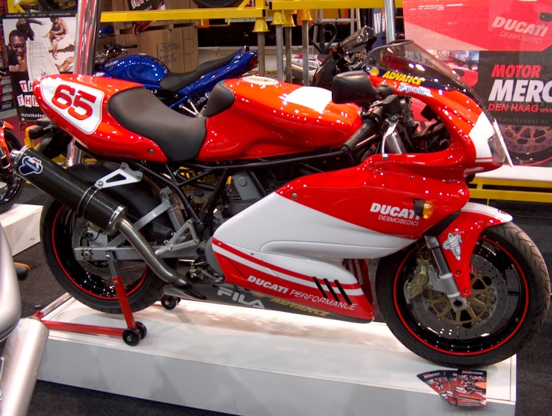 Avis Ducati 996 - Page 2 Ducati11