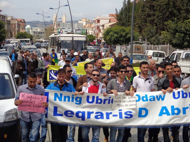 20 AVRIL 2015: Des milliers de personnes marchent à Béjaïa à l'appel du RCD  226