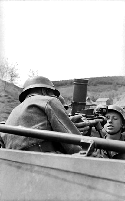 Granatwerfer, les mortiers de l'armée allemande. 410