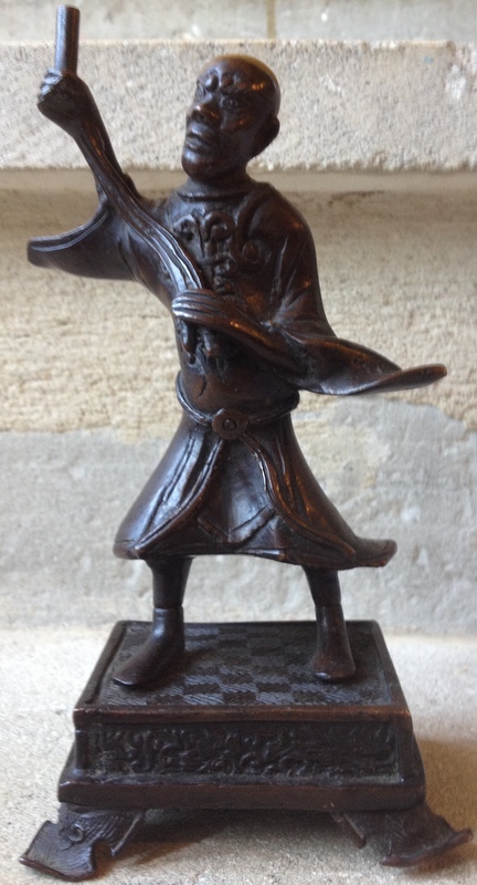 statuette personnage en bronze Img_7454