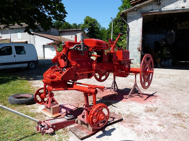 Restauration Farmall Super FCC P1020710