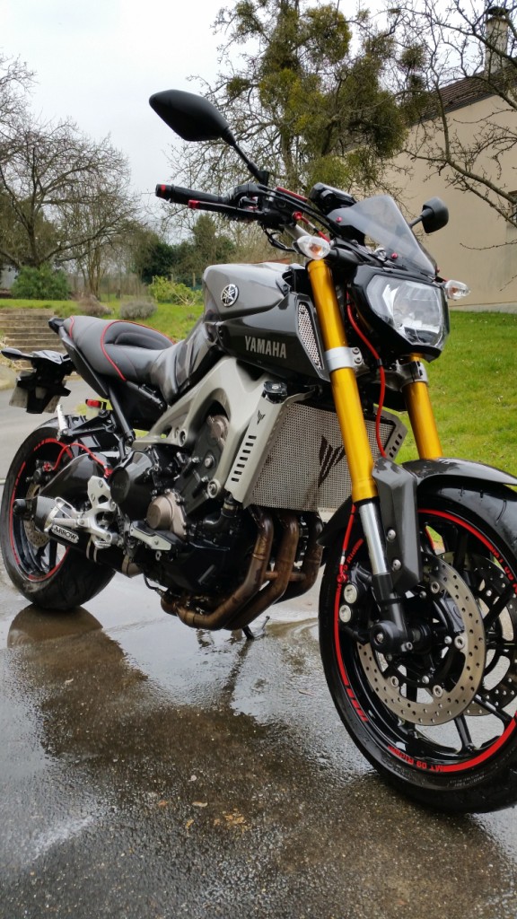 Photos de toutes les Yamaha MT-09 du forum ! :) Y_spec10