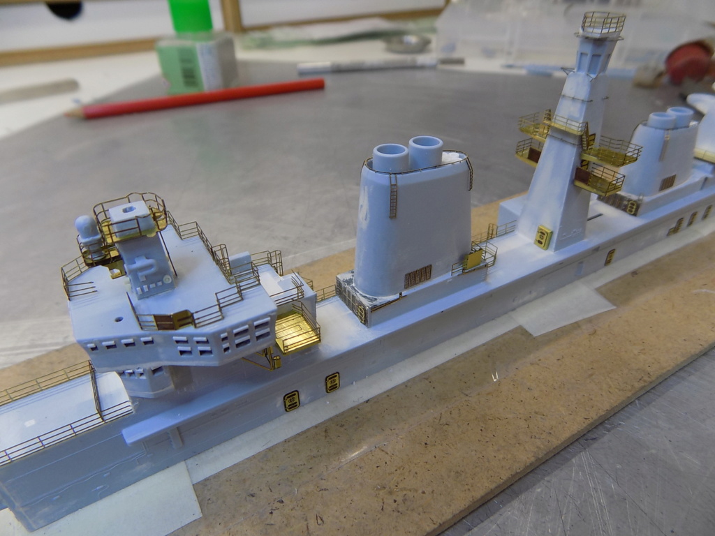 HMS Illustrious (Airfix+PE Eduard et Wem 1/350°) par horos - Page 2 Dscn2244