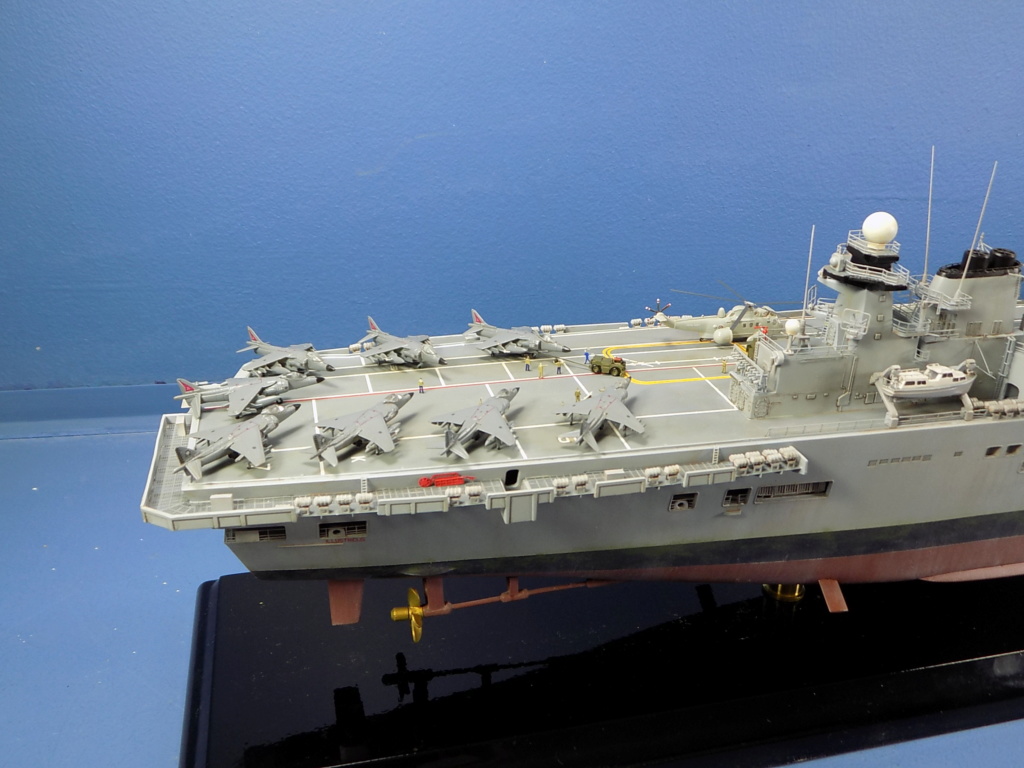 HMS Illustrious R06 (Airfix 1/350°) de horos Dscn2330