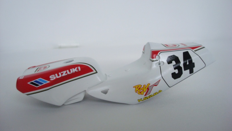 SUZUKI RGV 500 N° 34 KEVIN SCHWANTZ  - Page 3 00514