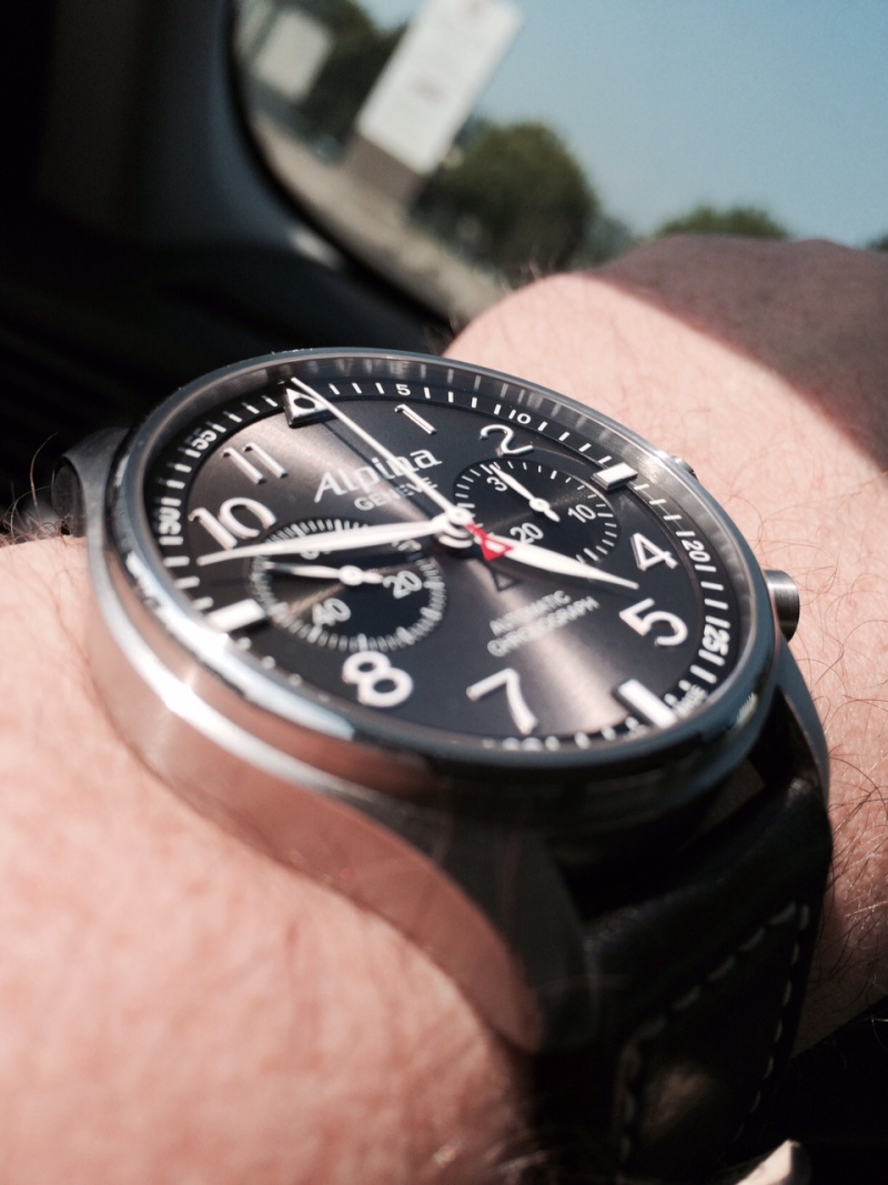 frederique constant - Le club des heureux possesseurs d'ALPINA - tome III - Page 20 Alpina11
