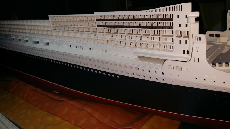 RMS Queen Mary 2 [Revell+éclairage Fibre+LED 1/400°] de erfrance60 - Page 3 2015-014