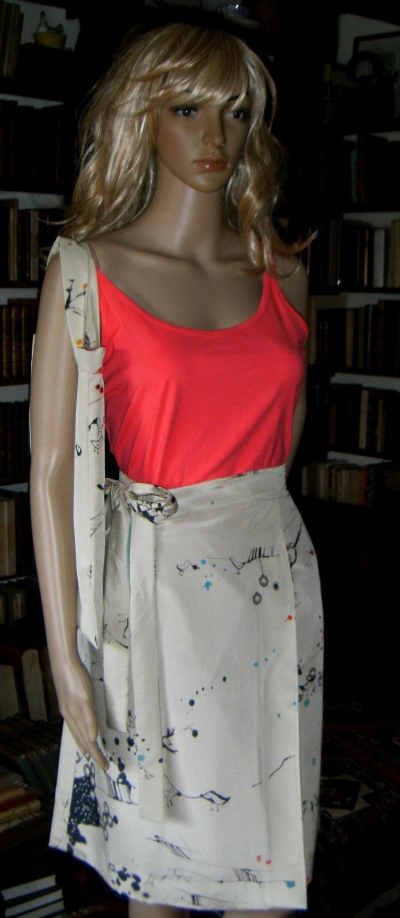 Galerie couture, broderie, de Lise - Page 17 Jupepo10