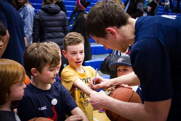 London Lions New Boy Knutson Cc0t7e10
