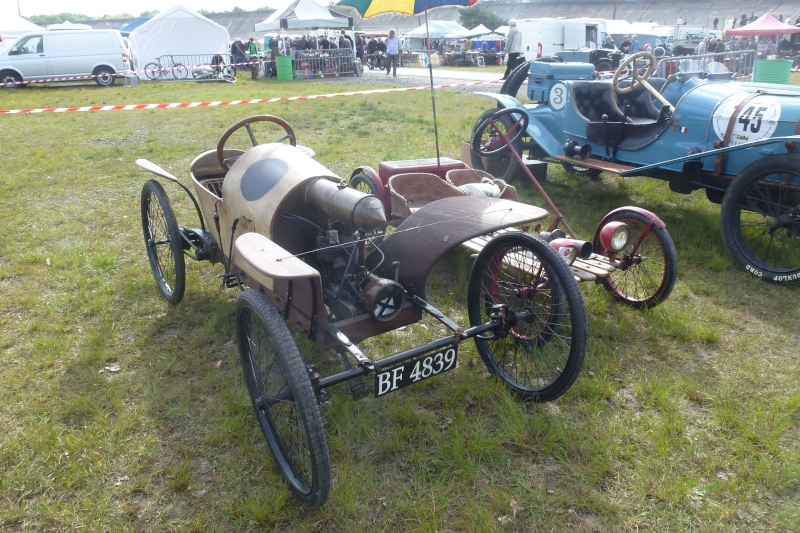 VINTAGE REVIVAL MONTLHERY 2015 - Page 5 P1100015