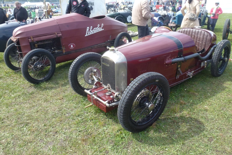 VINTAGE REVIVAL MONTLHERY 2015 - Page 5 P1100017