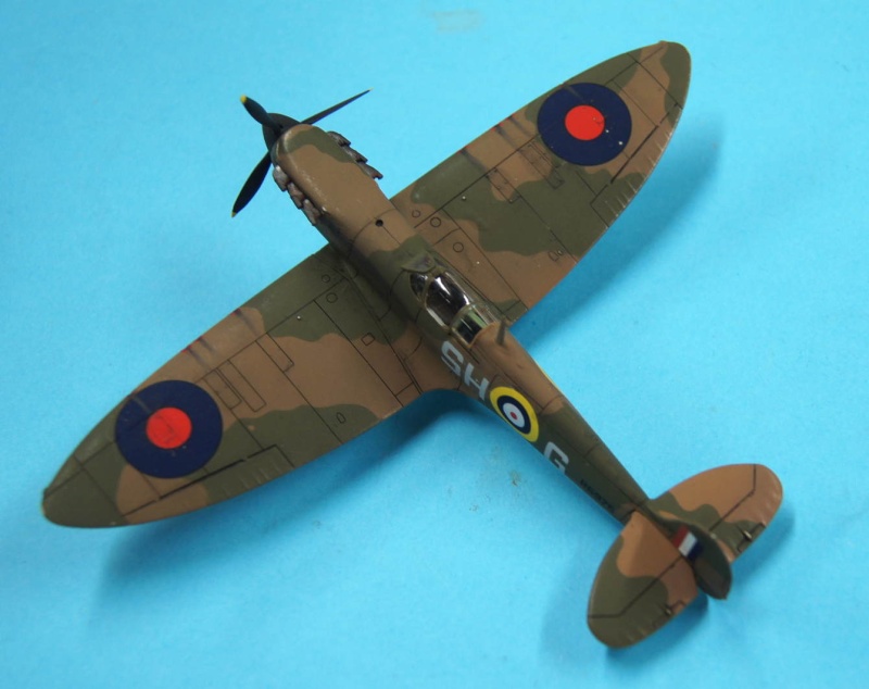 Spitfire Mk Ia AIRFIX 1/72 Un français dans la bataille d'Angleterre Spit1_10