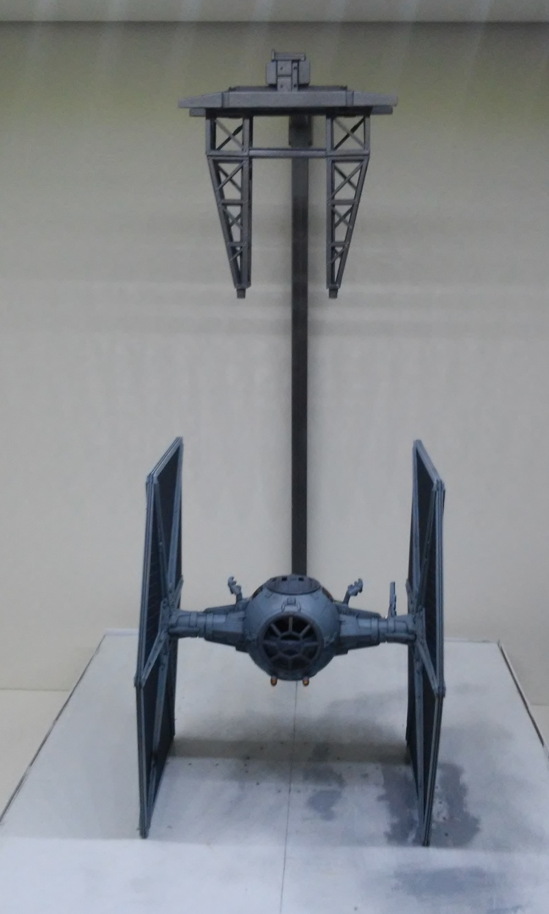 Tie Fighter au stand 1/72 Bandai 20150510