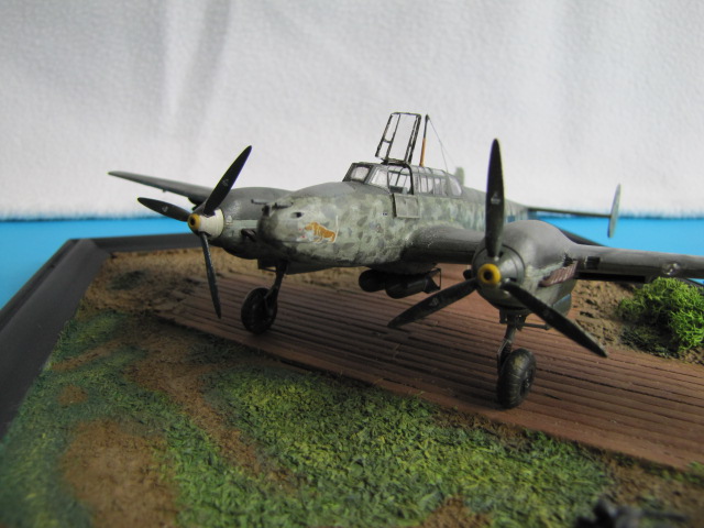 [concours Avions Allemands WWII] BF 110 E 1/72 Eduard Profipack (MAJ du 31/03/15 photos finish) - Page 12 Img_5324