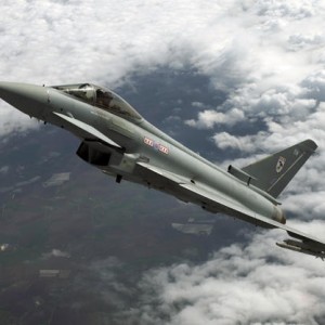 Le Premier ministre britannique tente toujours de placer l’Eurofighter Typhoo10