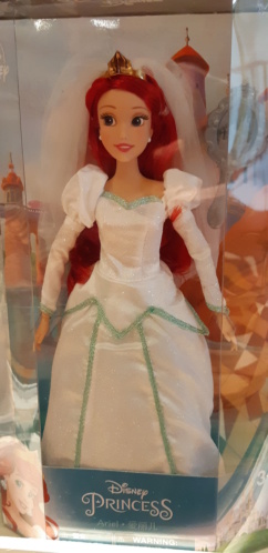 Les poupées classiques du Disney Store et des Parcs - Page 24 20191049