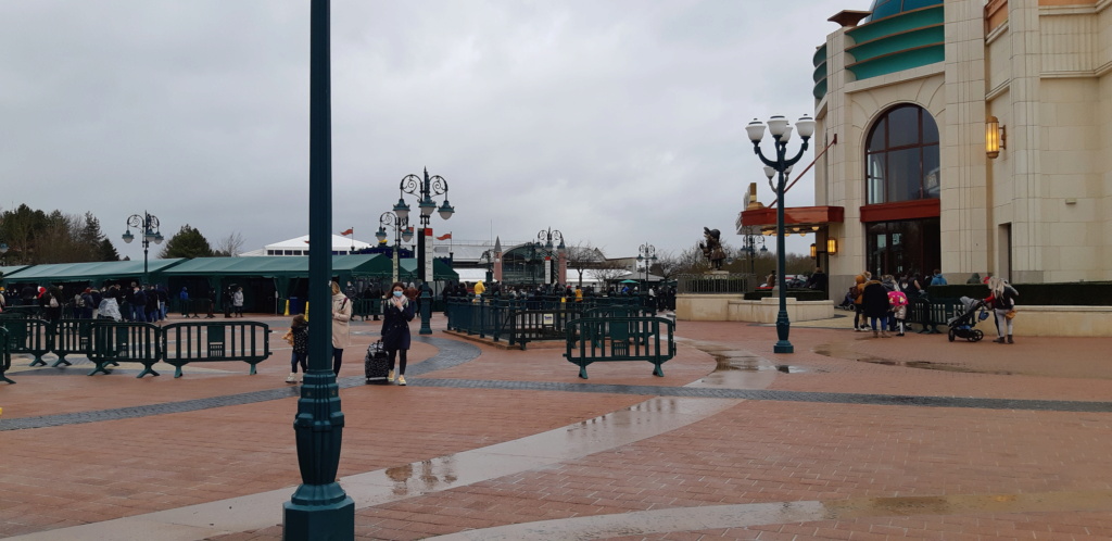 La fermeture de Disneyland Paris pendant la 2ème vague de COVID-19 (octobre 2020-mars 2021) - Page 23 20210129