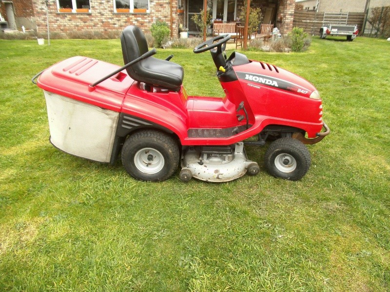 Mon tracteur tondeuse Honda 2417