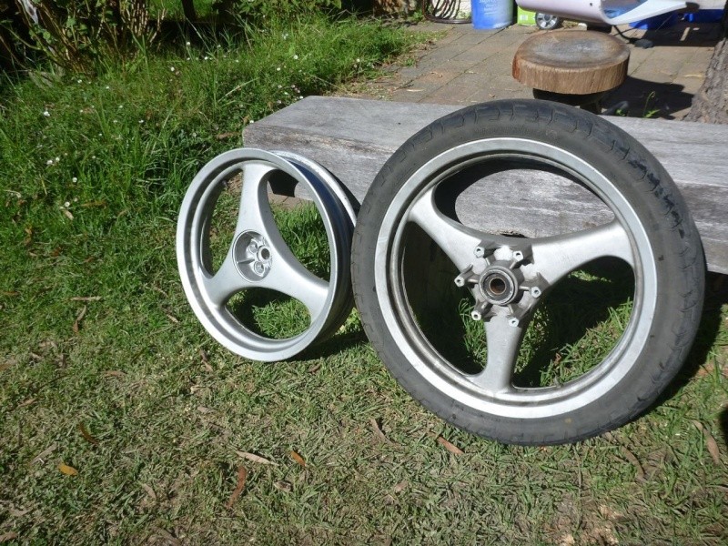 For sale 3 spoke wheels K1100 _5710