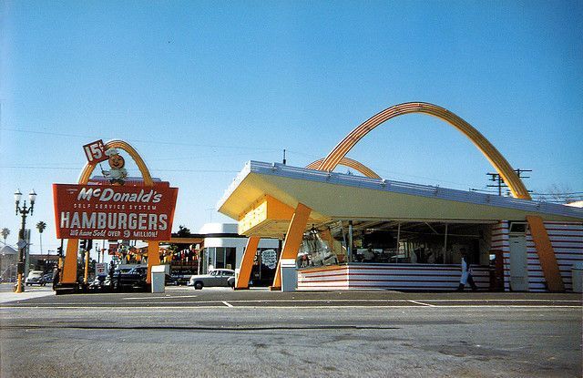 Original Mc Donald's - 1953 - Downey, California 10570310