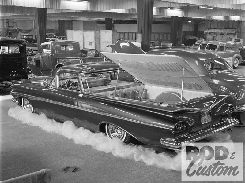 Vintage Car Show pics (50s, 60s and 70s) - Page 8 10985810