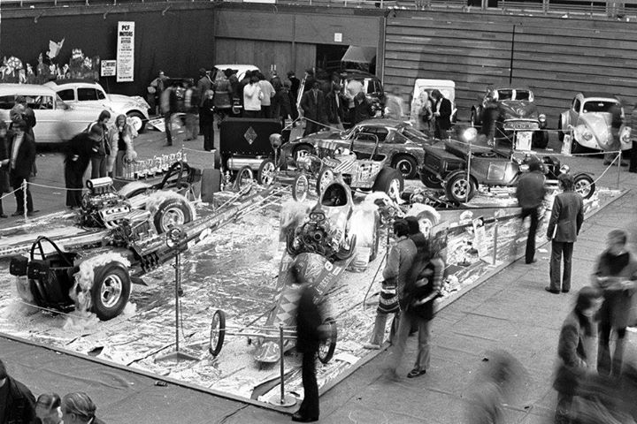 Vintage Car Show pics (50s, 60s and 70s) - Page 9 11313010
