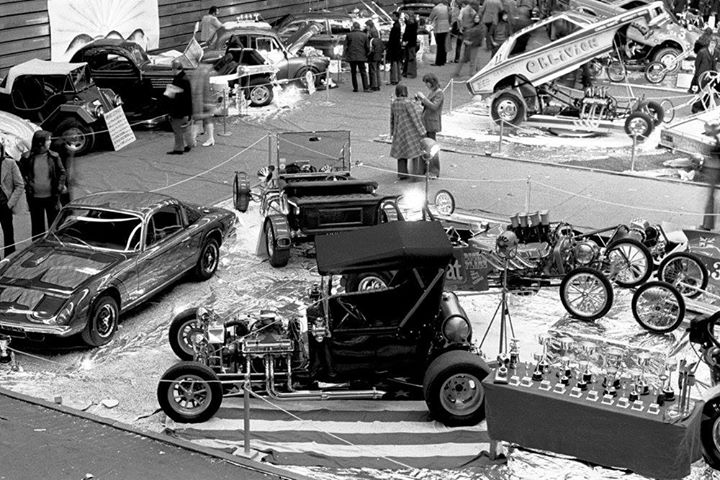 Vintage Car Show pics (50s, 60s and 70s) - Page 9 11313110