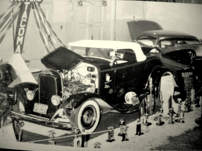 Vintage Car Show pics (50s, 60s and 70s) - Page 8 25488710