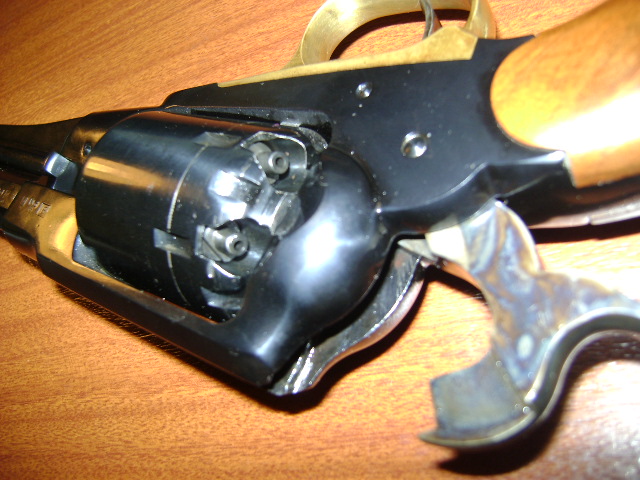 Revolver remington 1858, comment acheter d'occaz - Page 2 Dsc06335