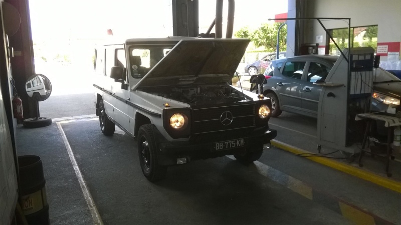 Le monstre Mercedes 240GD long 18014010