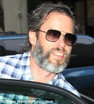 PIC OF GUY PEARCE WITH HIS BADASS BRIMSTONE BEARD 3410