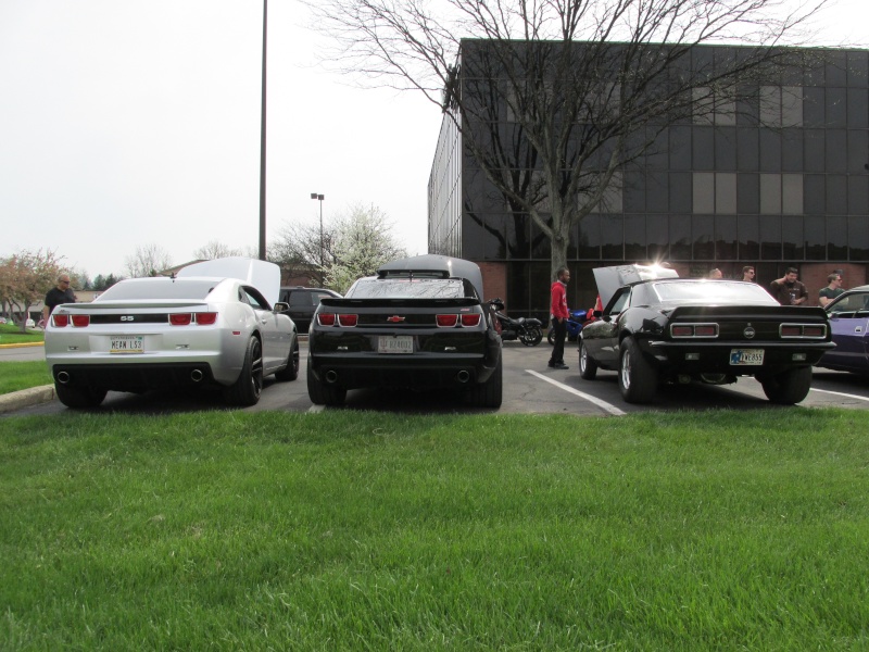 April 18, 2015 Cars and Coffee and Lunch Img_8413