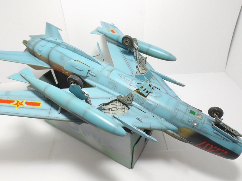 Mikoyan-Gourevitch MiG-19 S "chinois" (shenyang F-6) au 1/32 Dscf1135