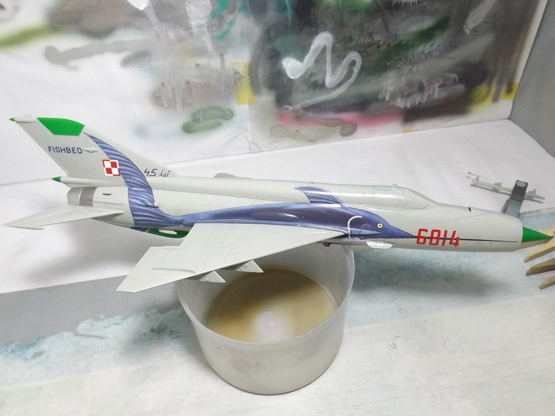 mikoyan - - Mikoyan-Gourevitch MiG-21 MF "Polish air force" au 1/48....l'espadon bleu. Dscf1342