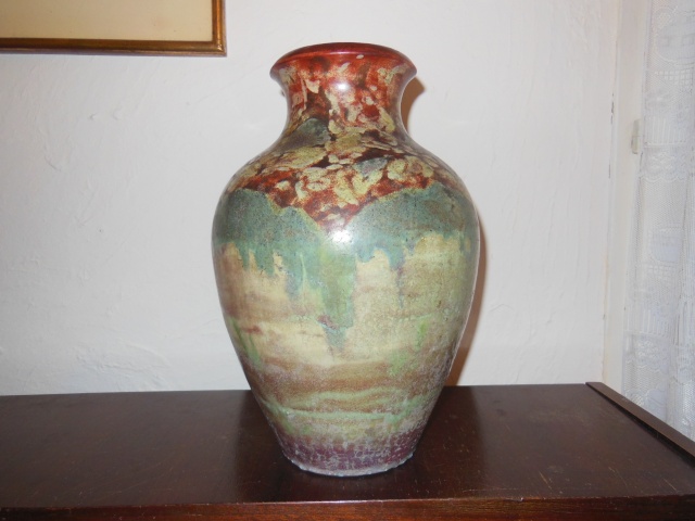grand vase en grès décor floral ou tachiste au col - à identifier Dscn9810