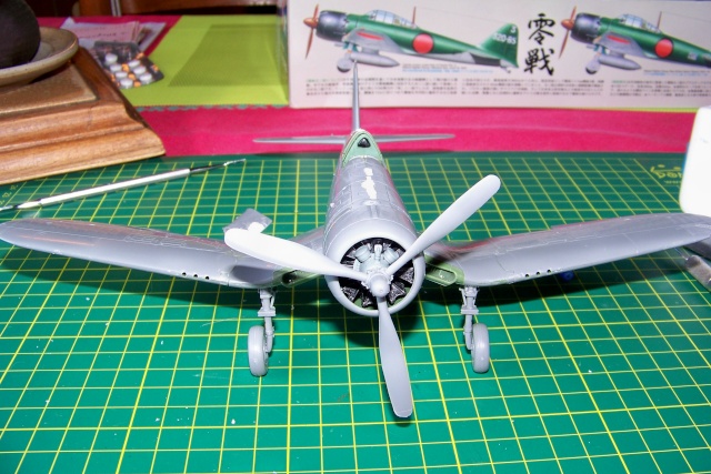 1/48 F4U-1 A Corsair oui mais un All Black ! Tamiya 100_9436