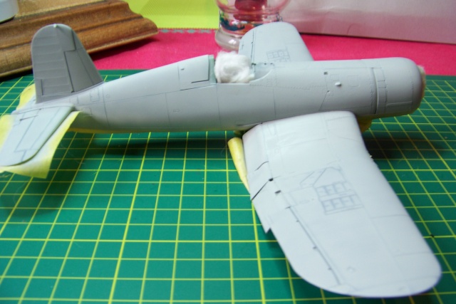 1/48 F4U-1 A Corsair oui mais un All Black ! Tamiya 100_9452