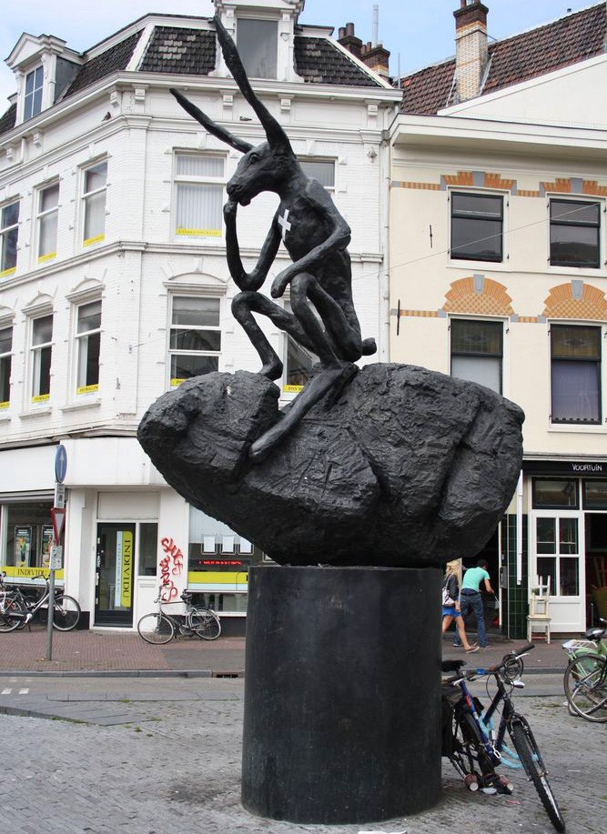 Sculpture "The Thinker on a rock" à Utrecht - Pays Bas Img_6710