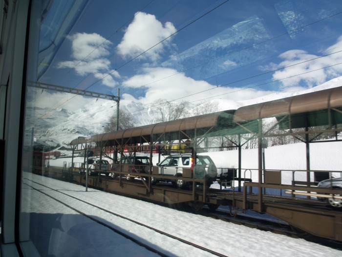 Glacier-Express Autozu10