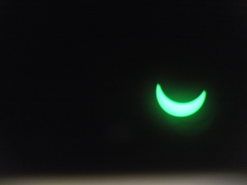 montage pour visualiser une éclipse de soleil  Dscf9614