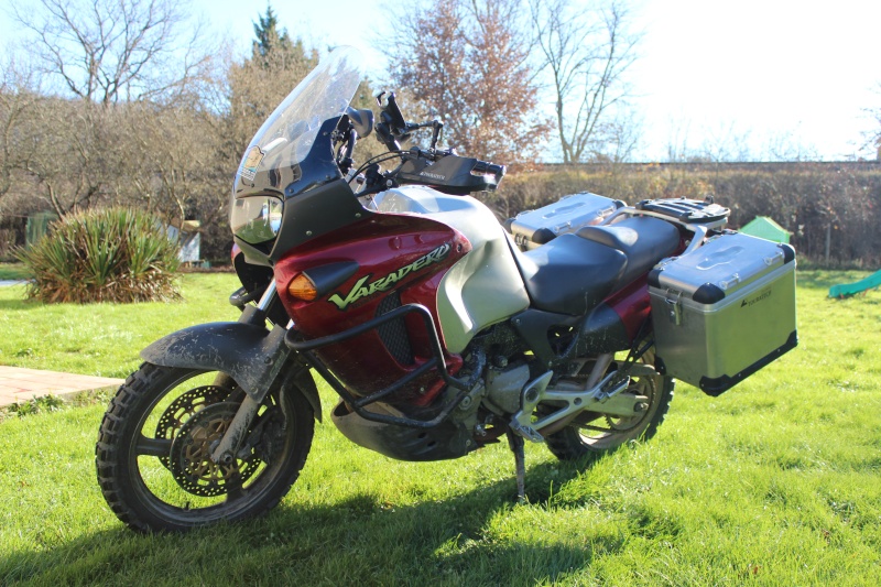 ma nouvelle moto ,un varadero Img_4610