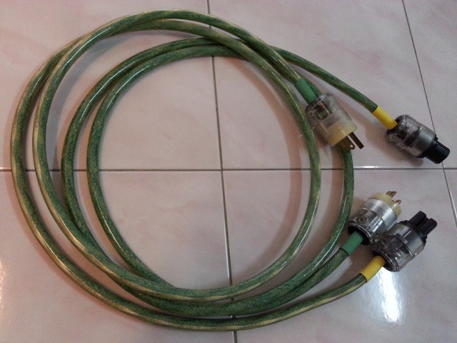 Cables to clear (Shunyata Research(SOLD) & wireWorld(SOLD) Taipan10