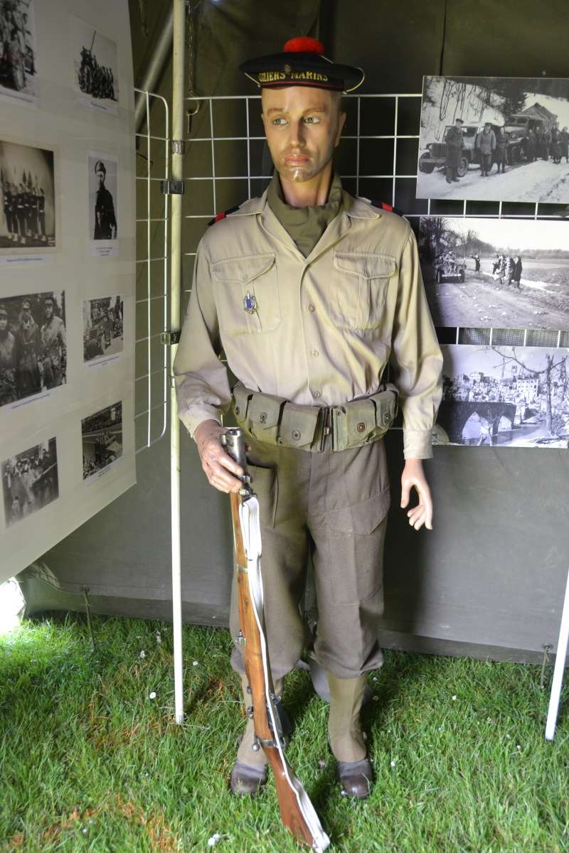 tenue militaire du commando Kieffer au fil des années Dsc_0010