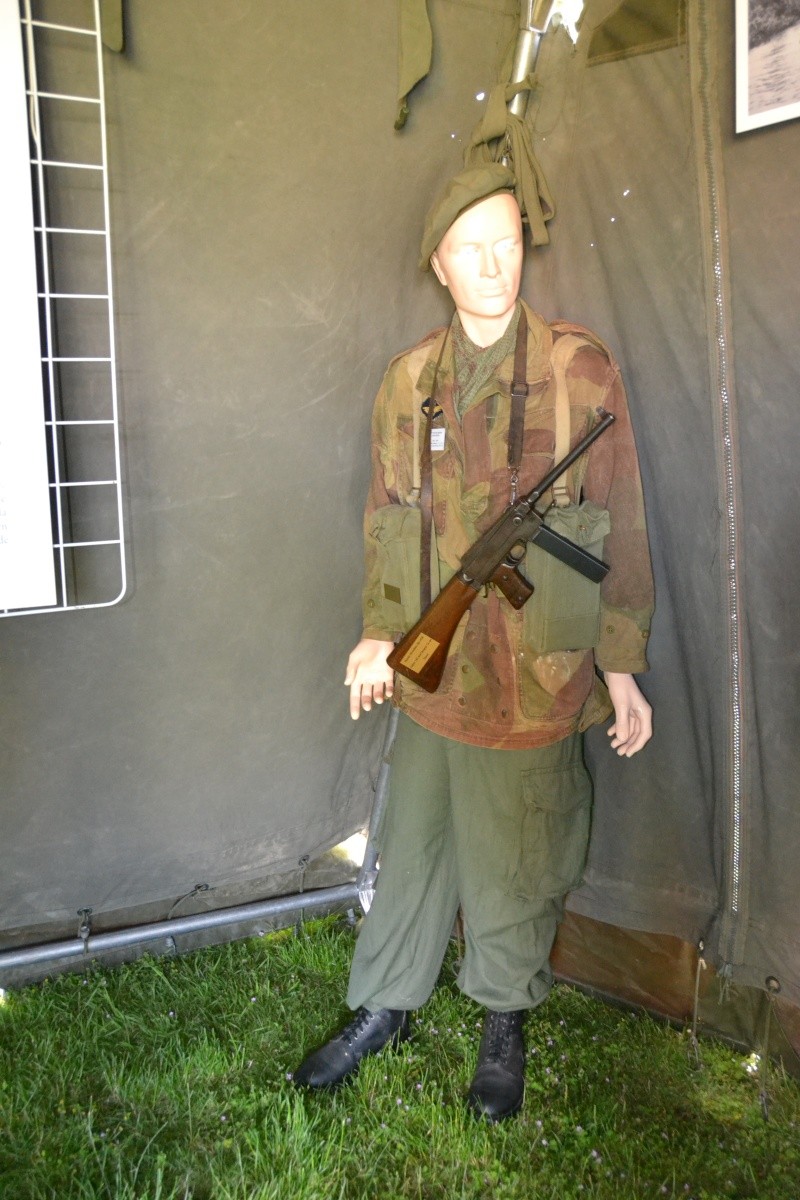 tenue militaire du commando Kieffer au fil des années Dsc_0013